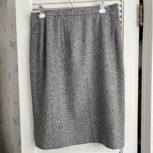 Classic Speckled Tweed Wool Skirt -- EUC